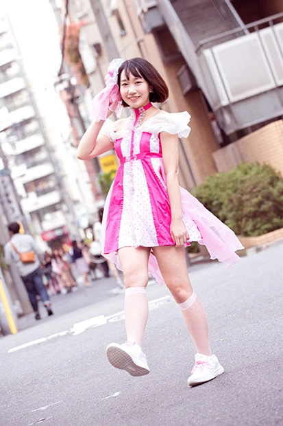 鈴姫みさこ（みさこ）神聖かまってちゃんのドラマーとして活動中にバンもん！を結成。バンもん！の作詞やドラムも担当するマジっ子リーダー