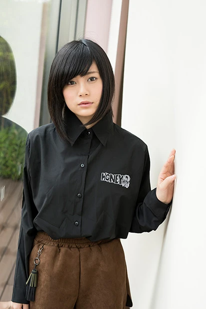 ネット動画で大反響！ あどけなさと大人なボディが背反するＲａＭｕは、媚びないギャップで過激化！？