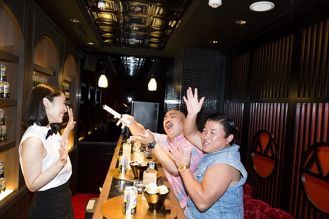  クロちゃん、得意のアイドル応援モード！