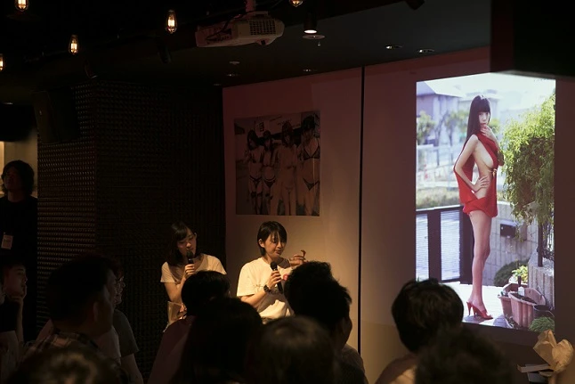 “童貞を殺すセーター”に倉持も大興奮！