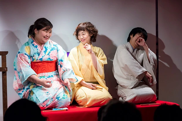  複数人で出る場合、ネタが被らないよう事前打ち合わせをするそうだが、ピンク落語を操る桂ぽんぽ娘には必要なし！