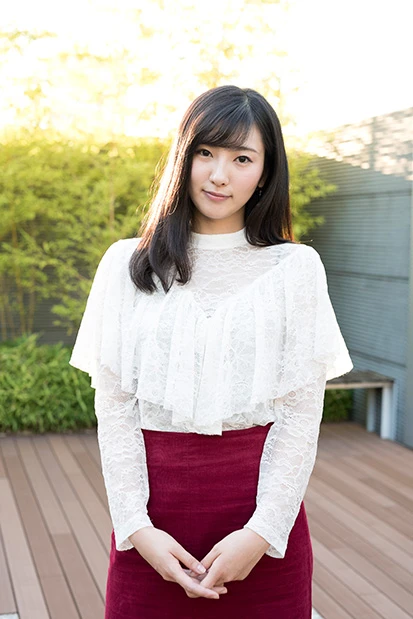 慶應薬学部現役女子大生でニュースキャスターの“最強リケジョ”が水着グラビア！「大学の男子には刺激強いんで言えないな」