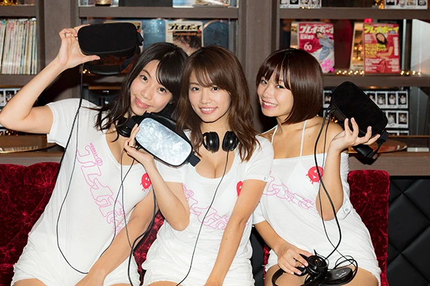 アイドル５１人が目の前に迫ってくる！？ 週プレ酒場で『ＶＲグラビア』を体験！
