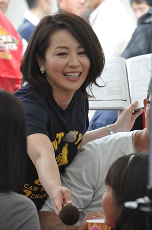 退社するテレ東･大橋アナが号泣したのは？ 先輩･大江アナとの確執の噂を越えて…