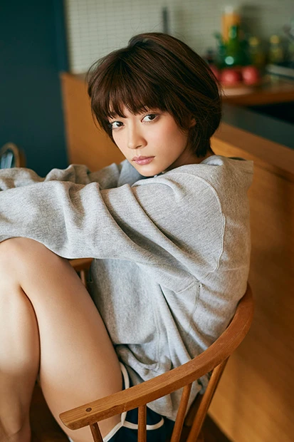 憧れの先輩・吉岡里帆にイライラ！？ “きみ棲み”で注目の田中真琴「自分がセクシーな撮影をする日がくるなんて…」