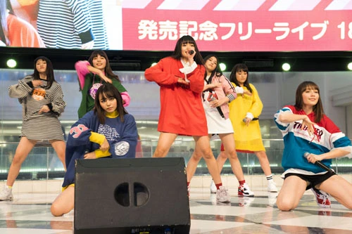  堂々としたパフォーマンスを披露