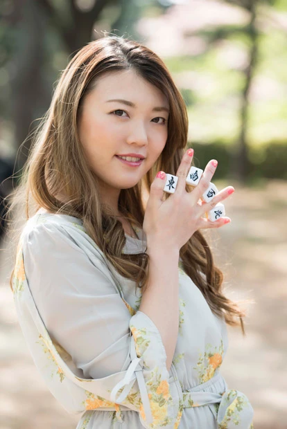 麻雀のスタイル＝喧嘩！ “雀怒（ジャンヌ）ダルク”の愛称で注目の女性雀士、お嬢様風ルックスながら…「相手をボコボコにして勝ち続けたい（笑）」