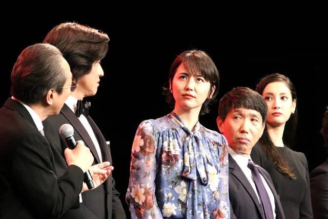 突然、小日向に振られ困る長澤