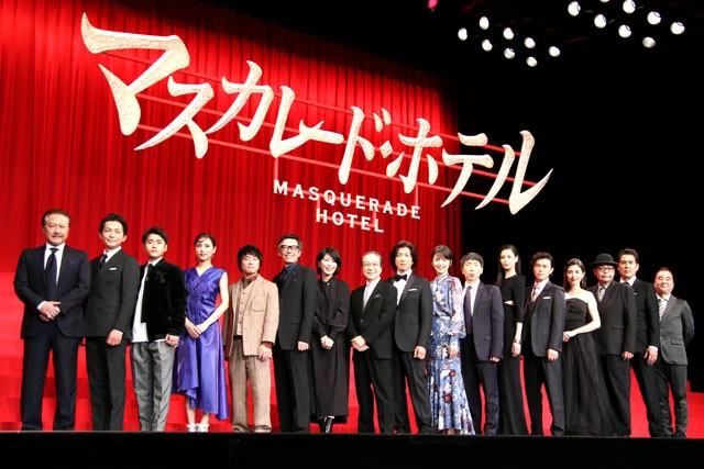 映画『マスカレード・ホテル』で共演の木村拓哉に菜々緒が「一生付いていきます!」