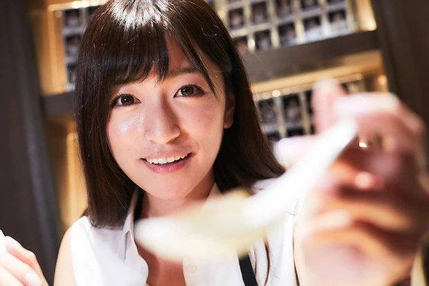 "脱いだらスゴイ女子大生"こと☆ＨＯＳＨＩＮＯママが登場