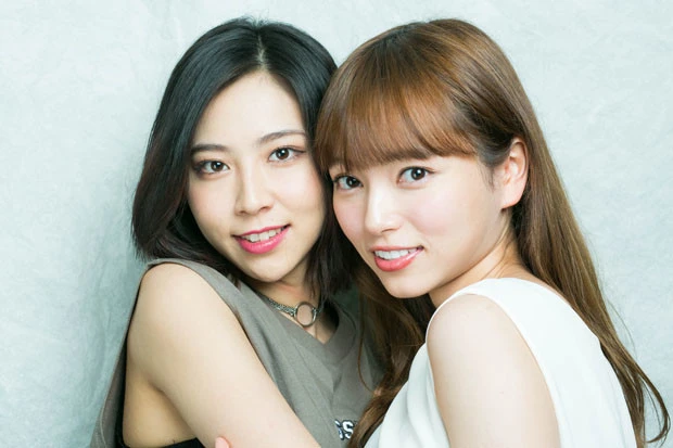 ａｌｏｍのふたり。寺田真奈美（左）、小室さやか（右）