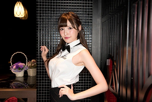 アイドル級セクシー女優・橋本ありなは、酒場で知らない男に口説かれたい！？「嫌いじゃない、むしろ憧れ（照）」