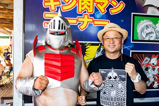 獄暑天候の中、ロビンマスク氏が登場。お体ご自愛ください！