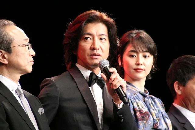 映画や共演者について語る木村