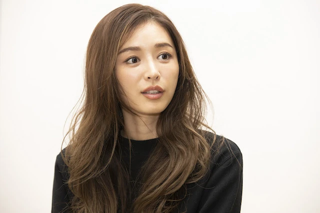 hitomiの名曲『CANDY GIRL』のカバーが発売中