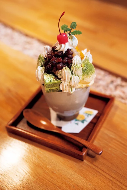 抹茶パフェ（６５０円）