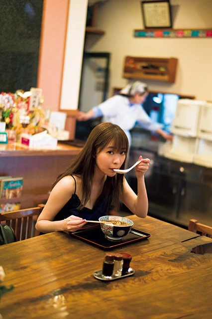 アイドル・指原莉乃からのラストメッセージ！「週プレさんって昔はクレイジーでしたよね？　良い意味で（笑）」