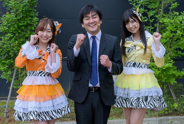 新番組『SKE48ゼブラエンジェルのガチばん』。今回の出演者は(右から)だーすーオレンジ(須田亜香里)、平成ノブシコブシの徳井健太氏、ゆきちゃんイエロー(荒井優希)