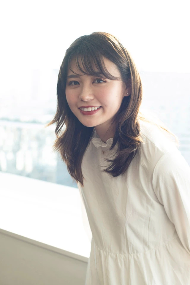 グラビアデビュー半年での写真集発売に「怖い」？　井口綾子「家族しか買ってくれなかったらどうしよう」