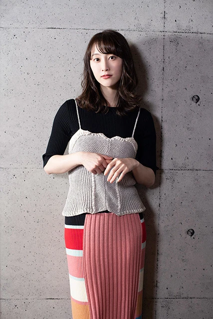 松井玲奈が異色な短編小説集『カモフラージュ』で作家デビュー「私はタイトルを『化けの皮』がいいって言ったんですけど、周りから『もうちょっとポップにしようか』って（笑）」