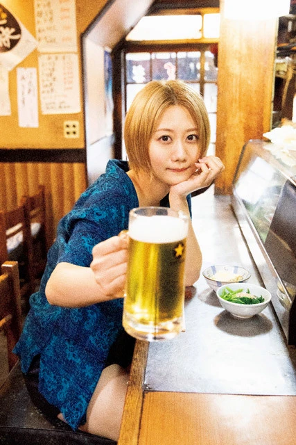 ＳＫＥ４８の新センター・古畑奈和はお酒好きな金髪ピアス！「人生は勘とノリとタイミングです！」