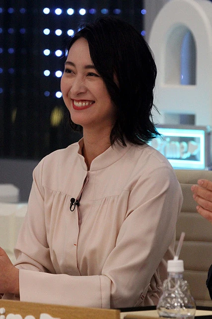 １９８５年２月２０日生まれ、東京都出身。青山学院大学国際政治経済学部卒業。２００７年にテレビ朝日に入社。昨年９月に『報道ステーション』を卒業し、現在は『ＡｂｅｍａＰｒｉｍｅ』（ＡｂｅｍａＴＶ）