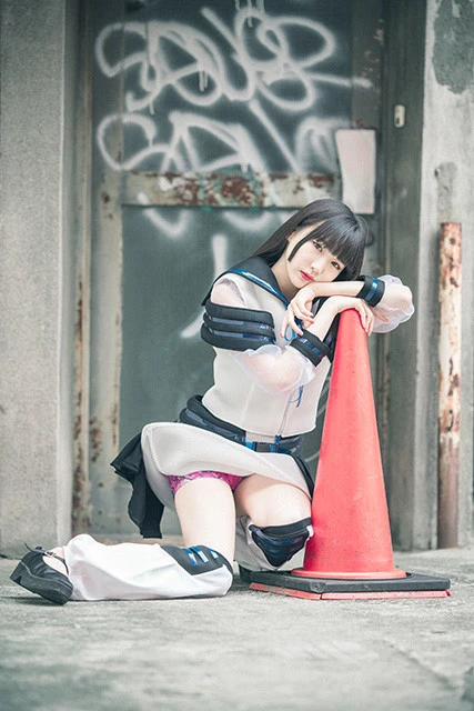 写真のモデルは、しらいさん