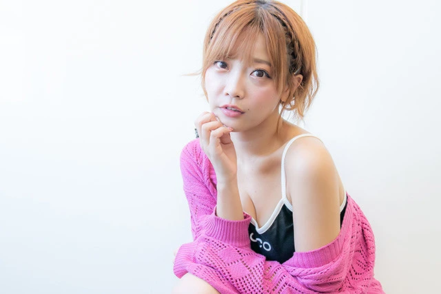 シンガーソングライター・藤田恵名が主演映画で"女殺し屋"に！「演技にのめり込み過ぎちゃって、ずっと殺し屋の目をしてました」