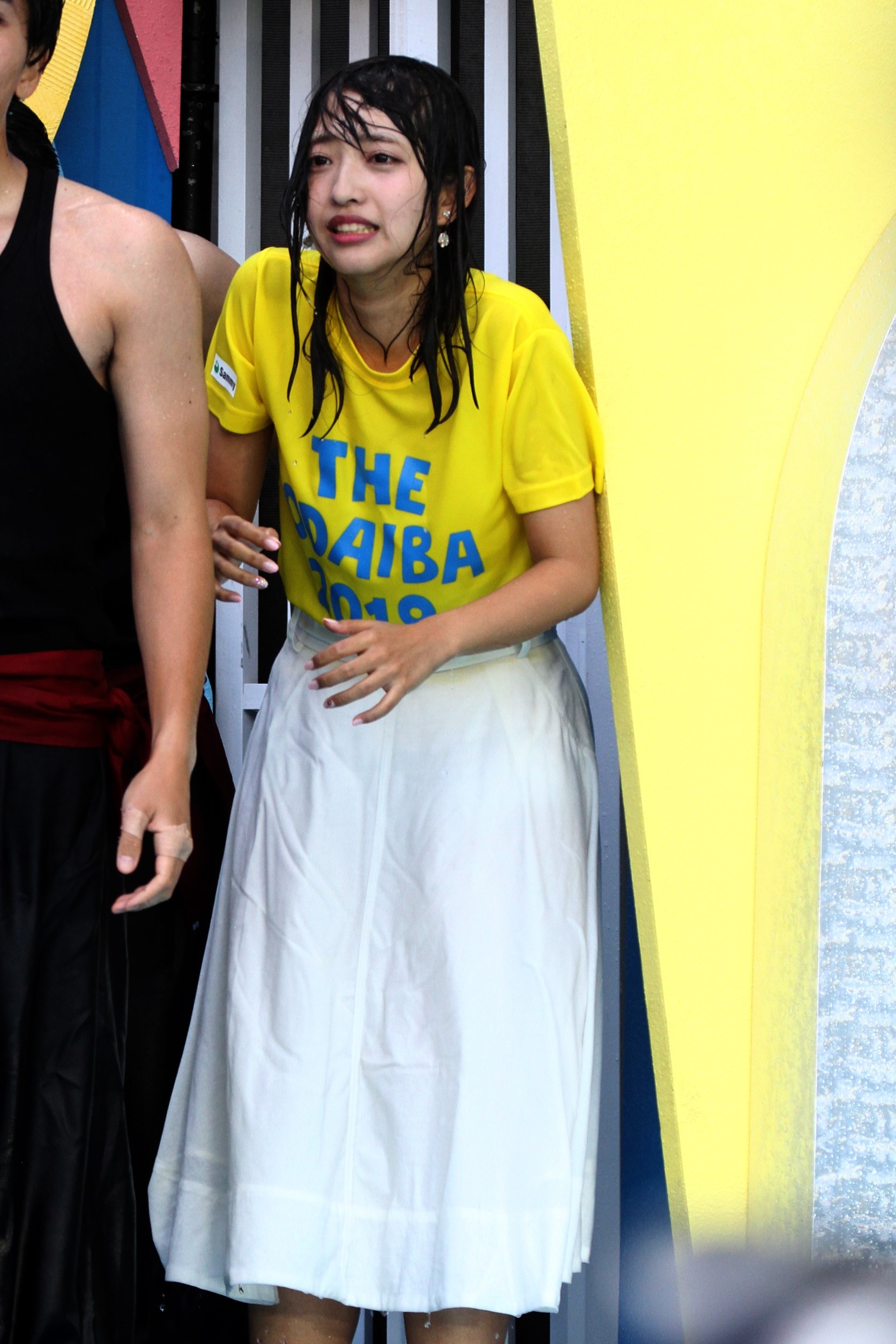 才色兼備で芸達者のフジテレビの新人、藤本万梨乃アナはカラダを張るべき？