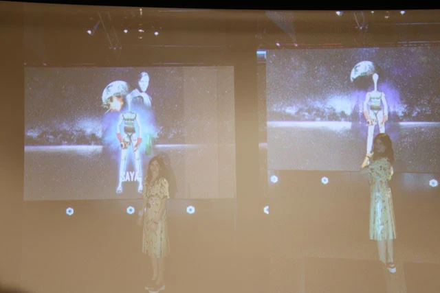 インタラクティブスペースを体験した市川は、カミーノアンの賞金稼ぎを選択