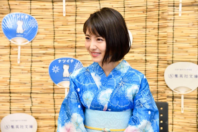 イベントを終え、取材に応える浜辺