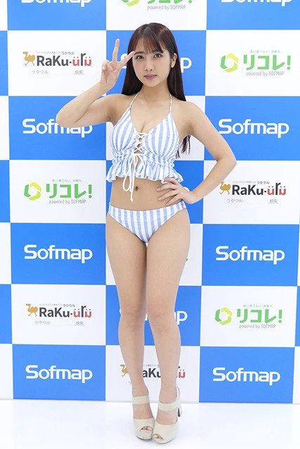 1stトレーディングカード(ヒッツ)発売イベント@ソフマップAKIBA①サブカル・モバイル館