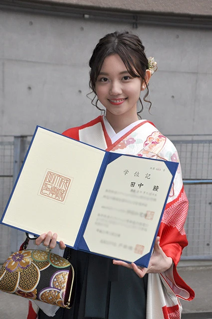 １９９６年９月１６日生まれ、東京都出身。成城大学社会イノベーション学部卒業。２０１９年、テレビ東京に入社。趣味は「ゆっくり好きなお酒を飲むこと」。現在の主な担当番組は『モヤモヤさまぁ～ず２』など