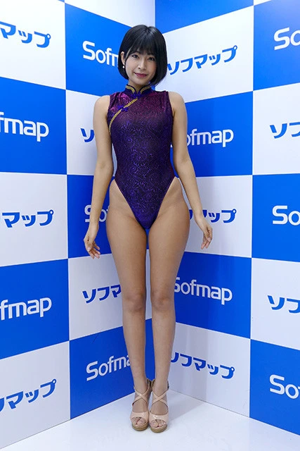 ファーストDVD『くびれボディ』(イーネットフロンティア)発売イベント@ソフマップAKIBA④アミューズメント館(2019年2月16日)