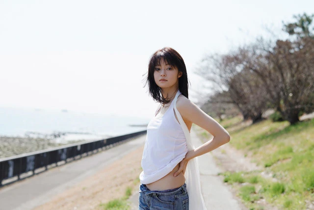 監督・水谷 豊に認められ、倉本聰作品にも出演した女優・小林涼子「オーディションでは、田植え用のもんぺをはいて傷だらけになりました」