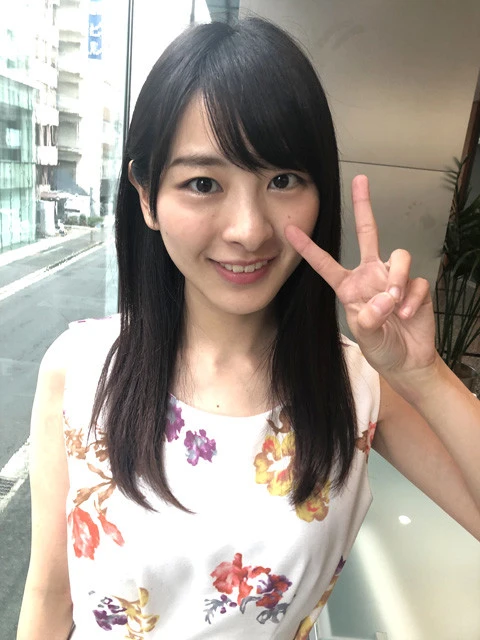 グラビア界最小? 身長144cmのミニマムボディ・牧野澪菜「4歳のときにお母さんと夜逃げをしたんです」