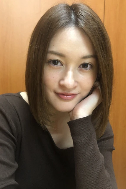 衝撃ボディを披露した元乃木坂４６のアスリート美女・宮沢セイラ「今回の撮影で自分のお尻に自信を持ちました」