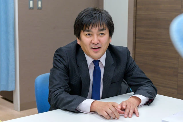 徳井健太(平成ノブシコブシ)1980年9月16日生まれ、千葉県出身。血液型=A型。お笑いコンビ・平成ノブシコブシのツッコミ担当