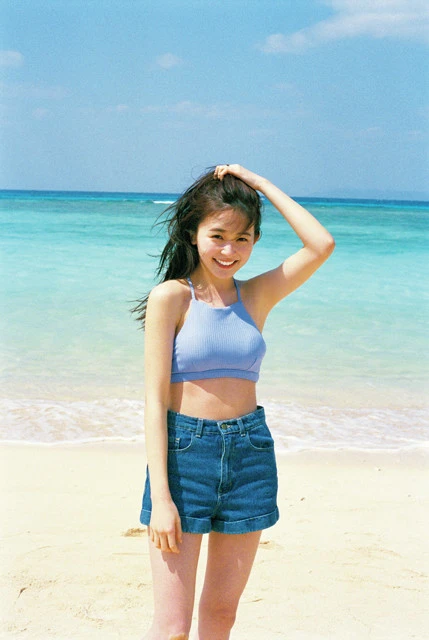 ファッション誌『Ｓｅｖｅｎｔｅｅｎ』モデル・久間田琳加「写真集の感想はひと言で言うと『めっちゃ恥ずかしい』です」