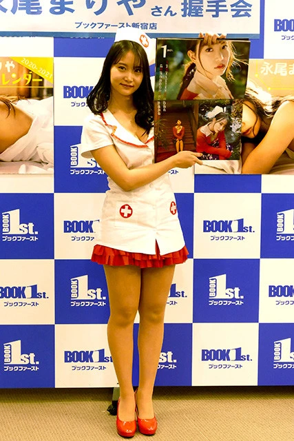 『永尾まりやカレンダー　２０２０－２０２１　』（ワニブックス）発売イベント＠ブックファースト新宿店（２０２０年２月１６日）