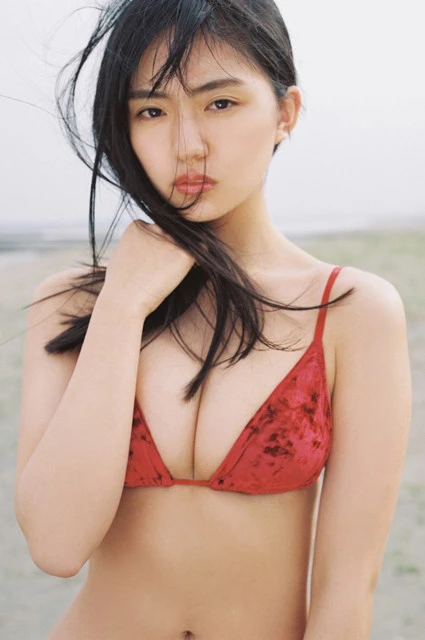 ［週プレｎｅｔ　ＥＸＴＲＡ］豊田ルナ『透明少女』より