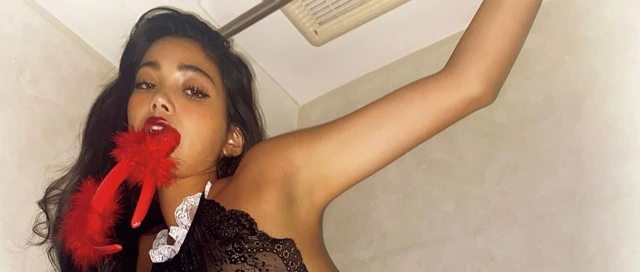 奇抜な世界観はこうして作られた！　Ｍａｙｕｒｉ、葉月つばさ、火将ロシエル、ももせももの人気レイヤー＆グラドルが語る『自撮り宅コス』グラビア撮影の極意