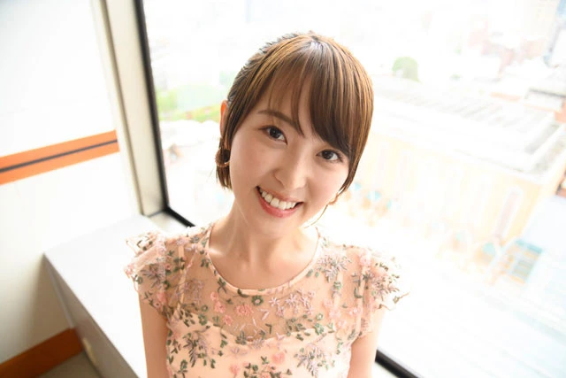 忍野さらと『ＰＩＣＭＯ　ＶＲ』で同棲できちゃう？「妄想で作った彼氏は今回で１００人目かな（笑）」