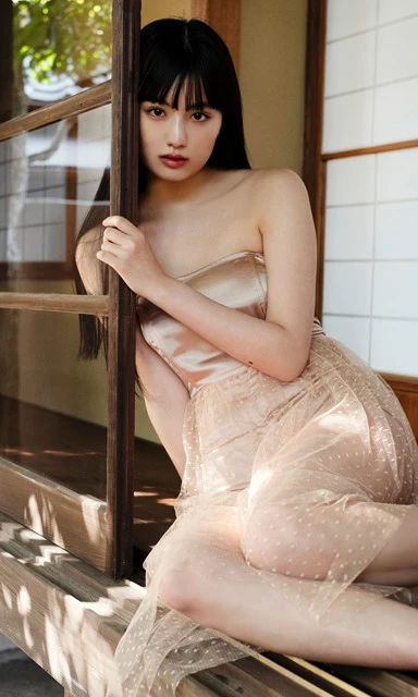 【デジタル限定】鶴嶋乃愛写真集『生まれながらにして女優。』　（Ｃ）笠井爾示／集英社