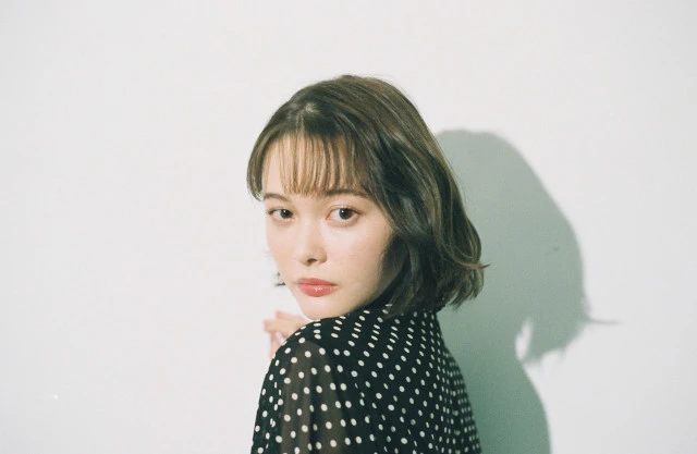 玉城ティナが『そして、ユリコは一人になった』でミステリードラマ初主演「私、独特な世界観のキャラクターとの相性がいいのかな」