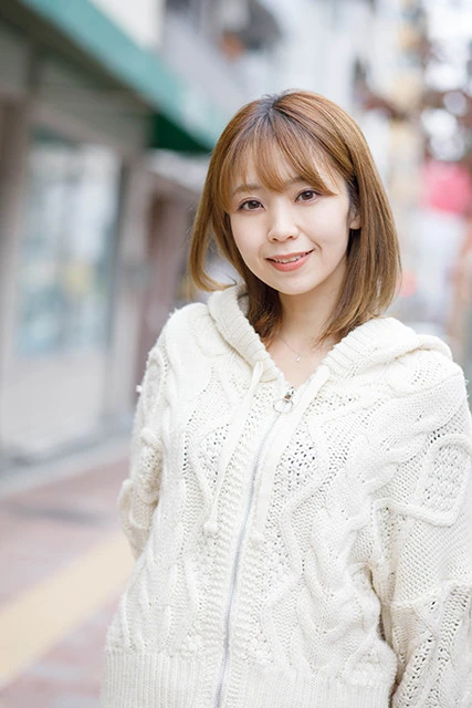 仮面ライダー女優が語る「あの頃」と「今」――"鬼"に弟子入りした15歳のクールな美少女『仮面ライダー響鬼』の天美あきら役・秋山依里「冷たい態度の演技に『三次元のツンデレは初めてだ!』って(笑)」
