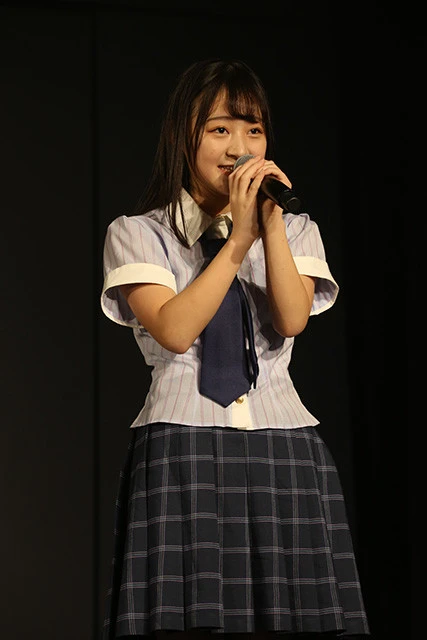 田村菜月　たくさんの方が来てくださって、先輩方も来てくださって、すごく緊張したし、たくさんの意見があると思うんですけど、その評価をしっかり受け止めて、今後もっともっと成長できたらなと思いました。本番では私たちにしか出せない初々しさを武器にしてしっかり来てくださった方を楽しませるように頑張ります。