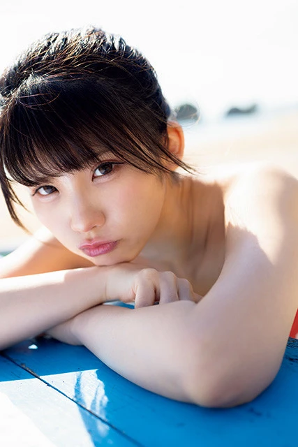 えなこ史上最もプライベート感と彼女感が詰まったカレンダーブックを発売！「ドキドキしながら一緒に温泉に入ってる気分を味わってほしいです♪」