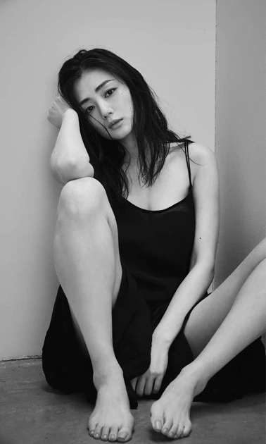 【デジタル限定】片山萌美写真集『愛される』　（Ｃ）神藤 剛／集英社