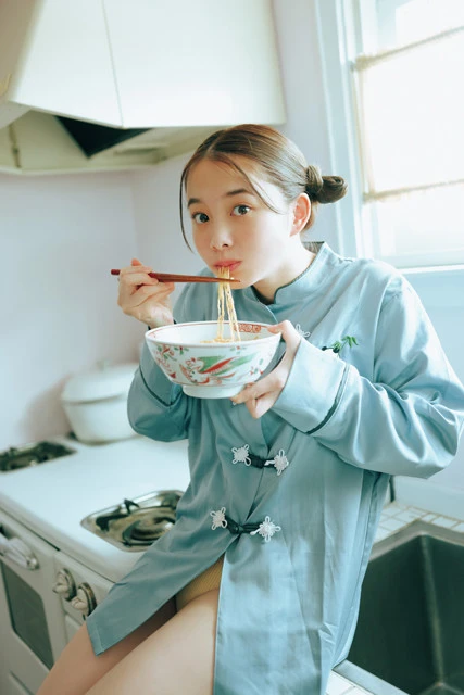 『女子高生ミスコン２０１９』グランプリの新田あゆな「スタッフさんが無言で見守るなか、ラーメンを食べるのはかなり恥ずかしかったです」